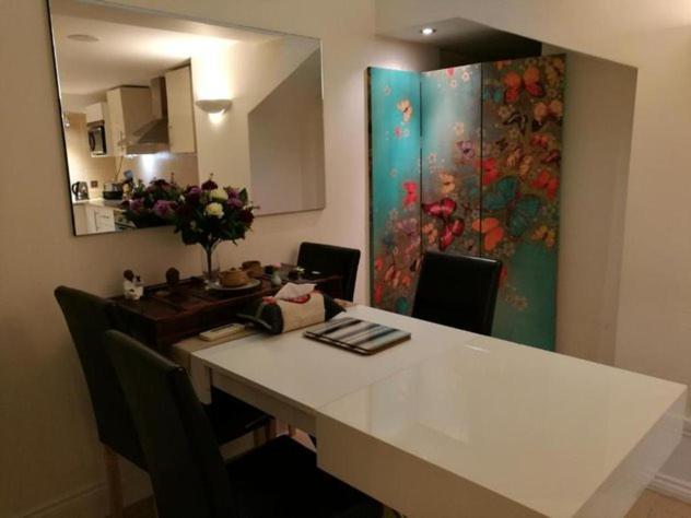 Lovet Homestay London Exteriör bild