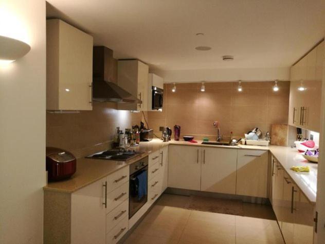 Lovet Homestay London Exteriör bild