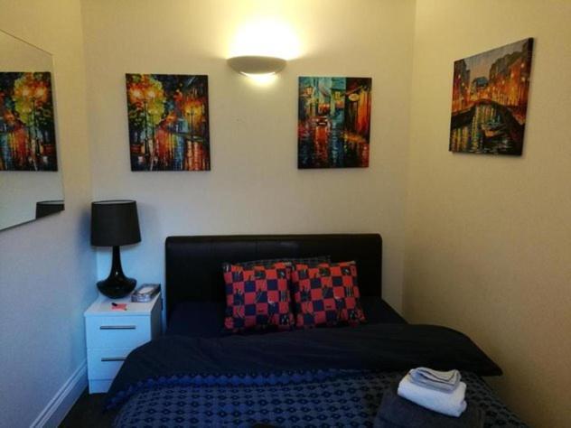 Lovet Homestay London Exteriör bild